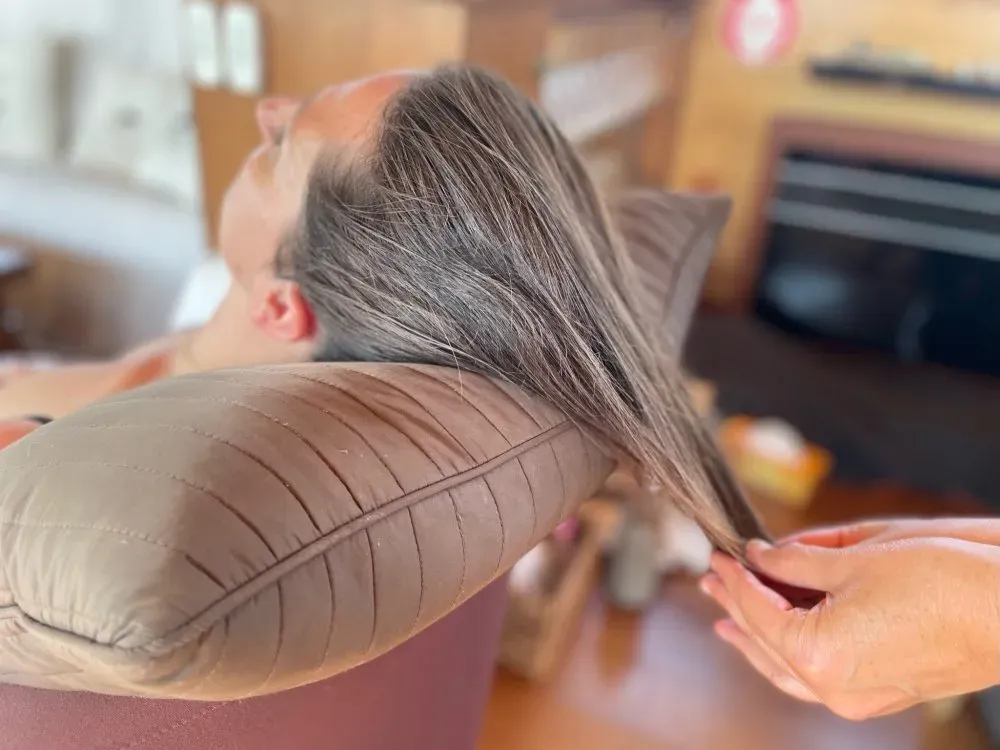 massage cheveux